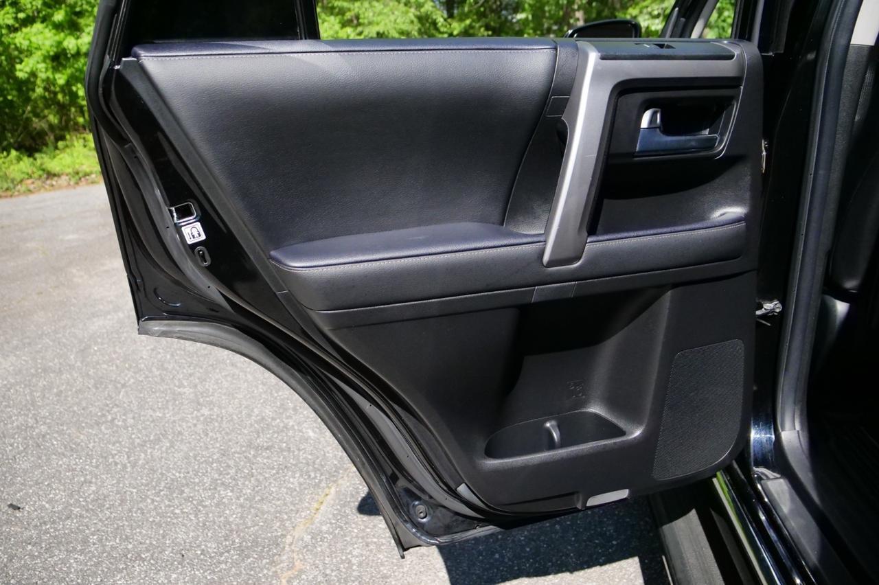 2023 Toyota 4Runner Limited 4WD / Adaptive Cruise / Cooled Seats! Lincolnton NC