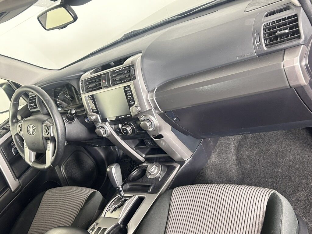 2023 Toyota 4Runner SR5 4WD w/Nav/Premium Audio Maumee OH