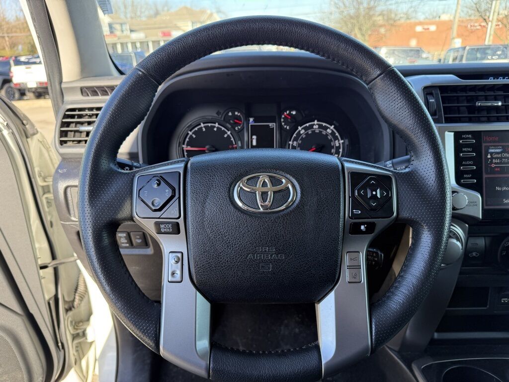 2023 Toyota 4Runner SR5 Crestwood KY