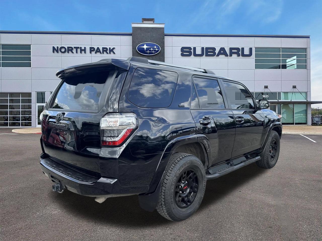 2023 Toyota 4Runner SR5