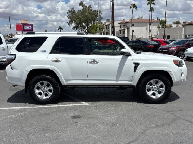 2023 Toyota 4Runner SR5 w/ 3rd Row Seating