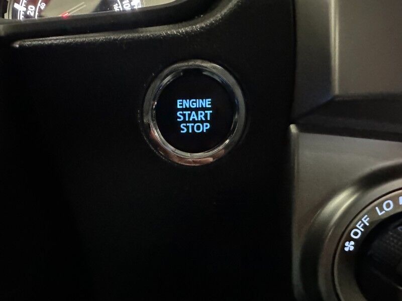 2023 Toyota 4Runner TRD Sport 4.0L V6 Touch Screen Backup Camera 1 Owner FREE WARRANTY Arlington TX