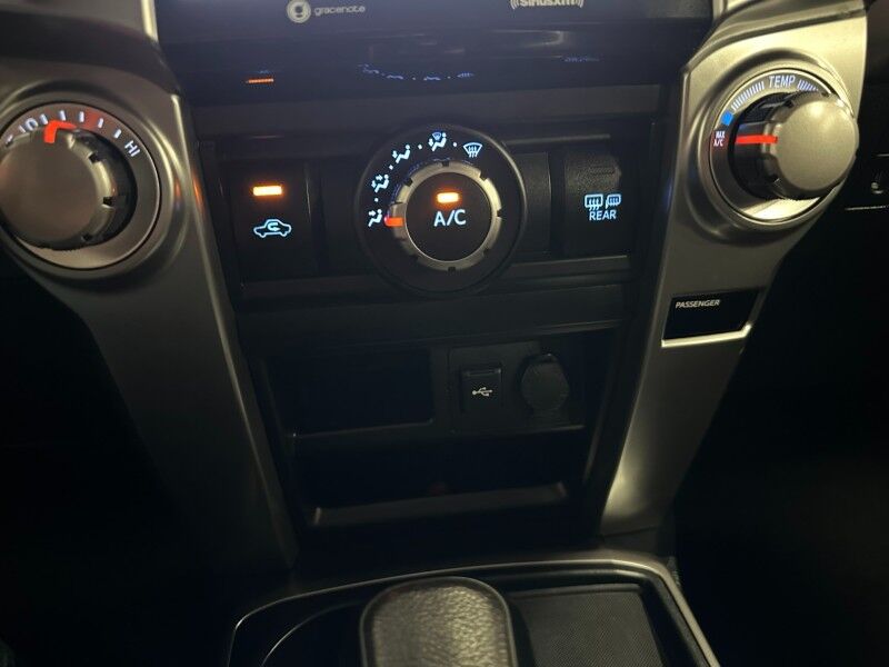 2023 Toyota 4Runner TRD Sport 4.0L V6 Touch Screen Backup Camera 1 Owner FREE WARRANTY Arlington TX