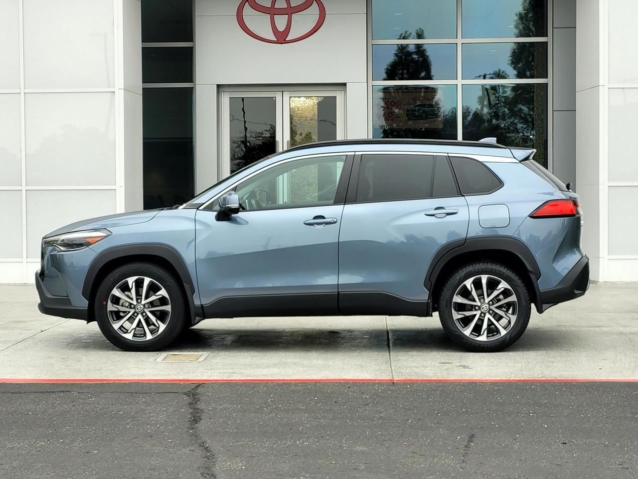 2023 Toyota COROLLA CROSS XLE Vacaville CA