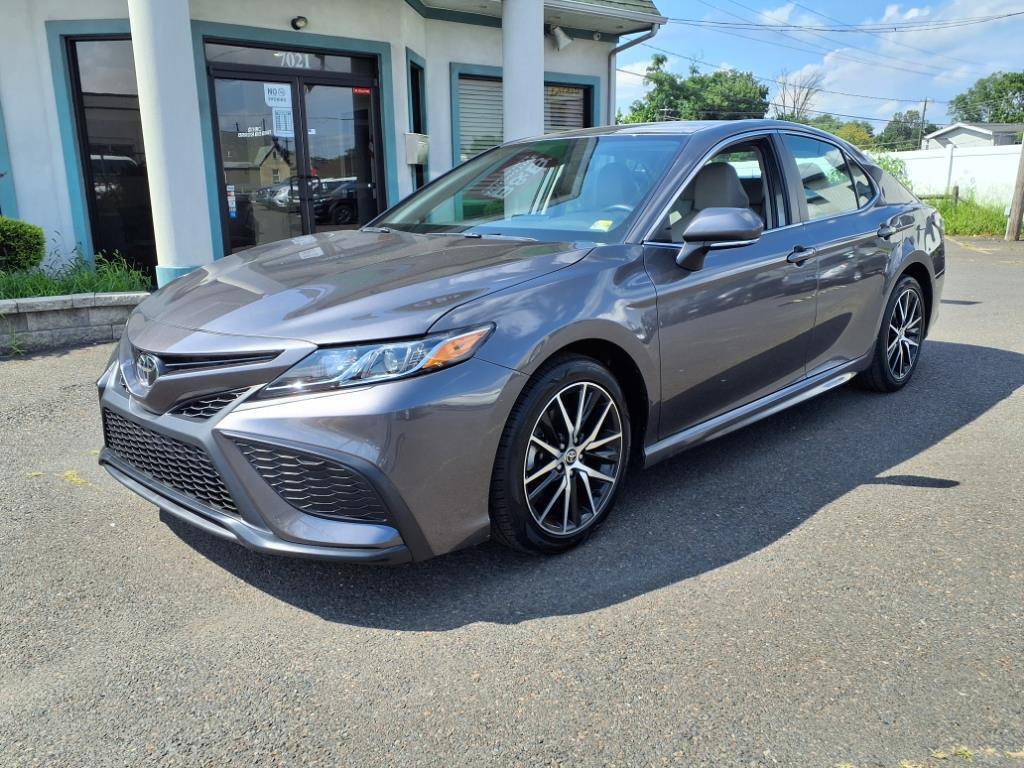 2023 Toyota Camry Levittown PA