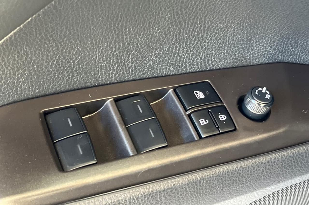 2023 Toyota Camry Hybrid LE Roseville CA