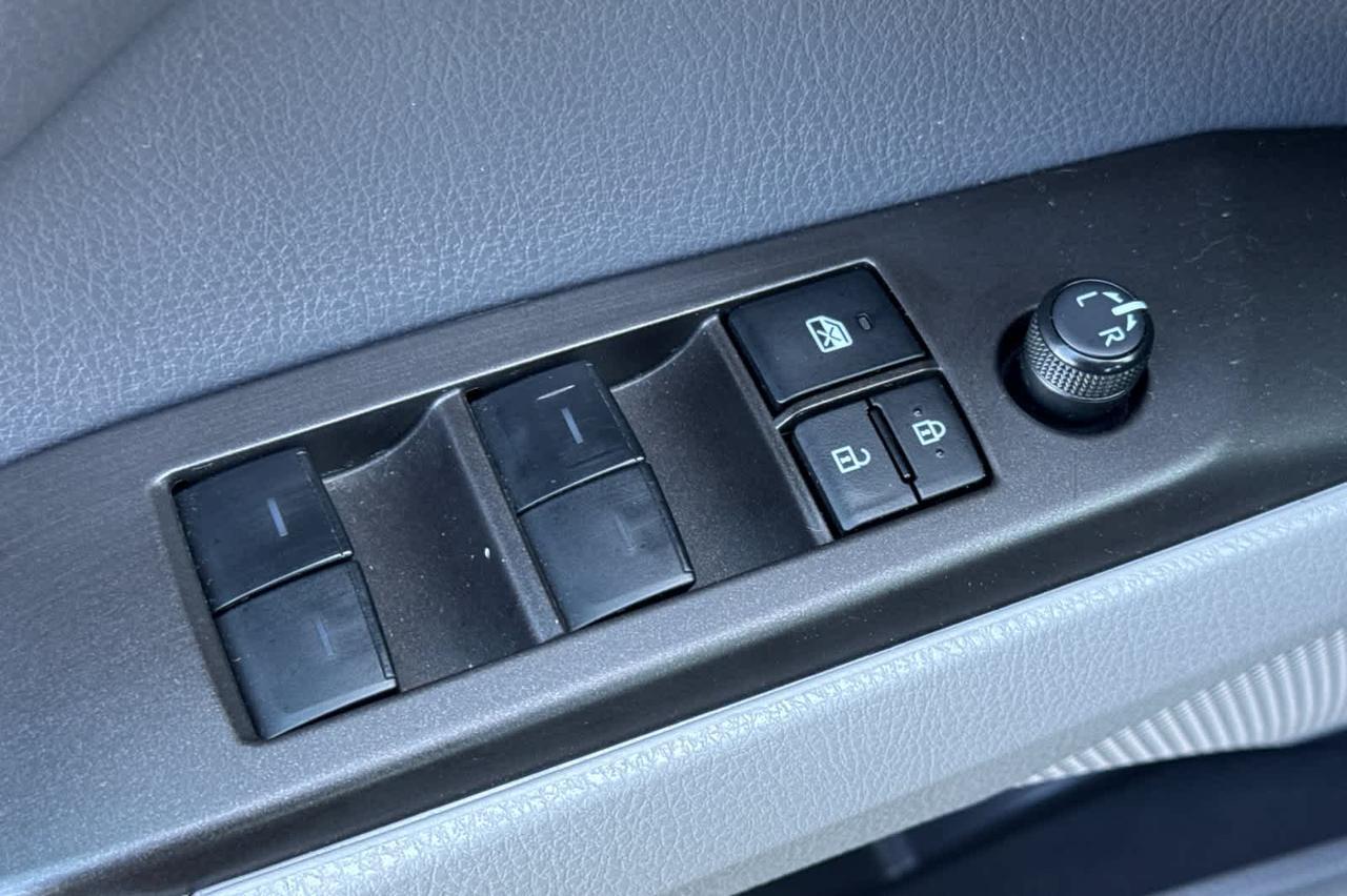 2023 Toyota Camry Hybrid LE Roseville CA
