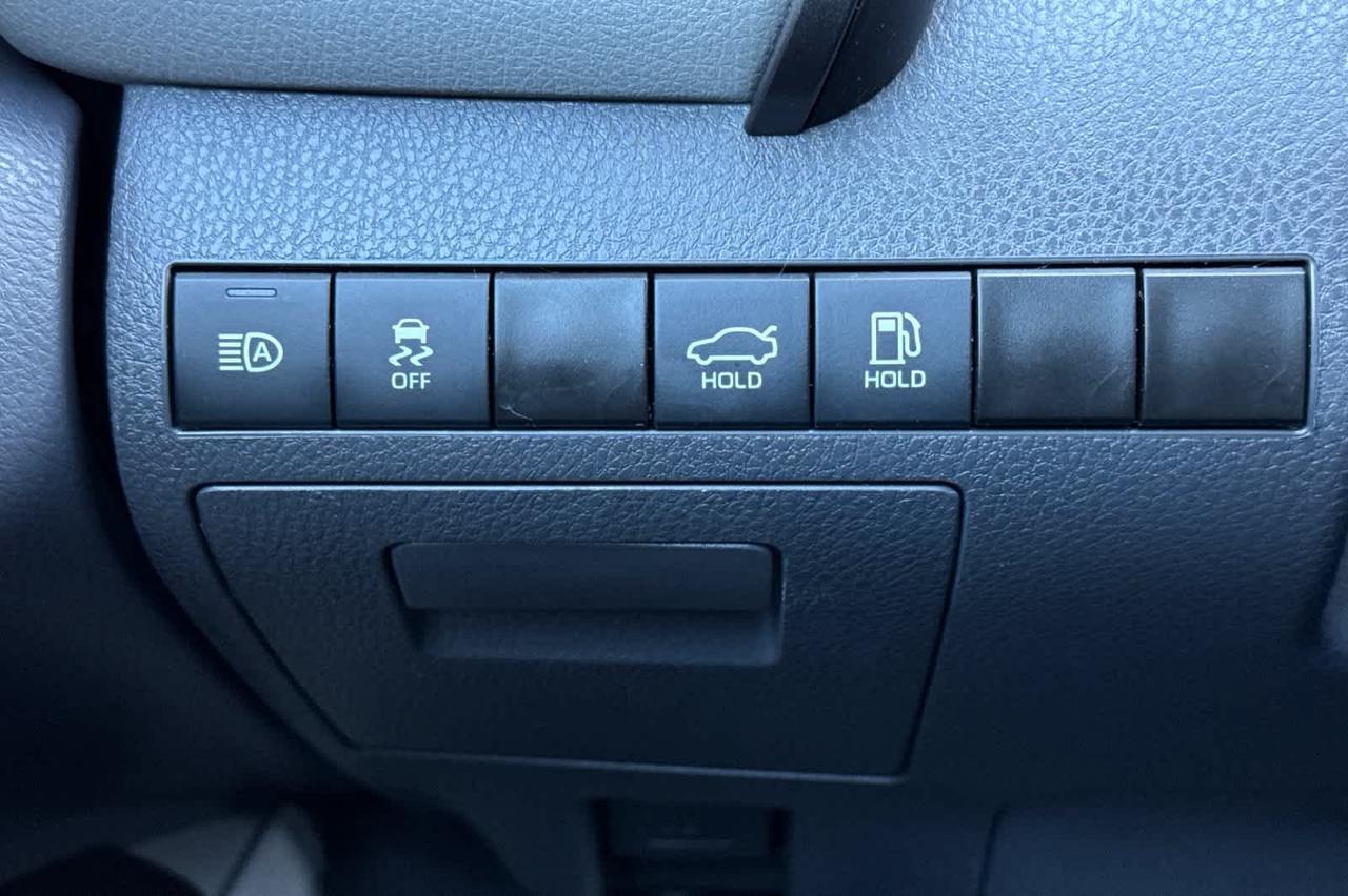 2023 Toyota Camry Hybrid LE Roseville CA