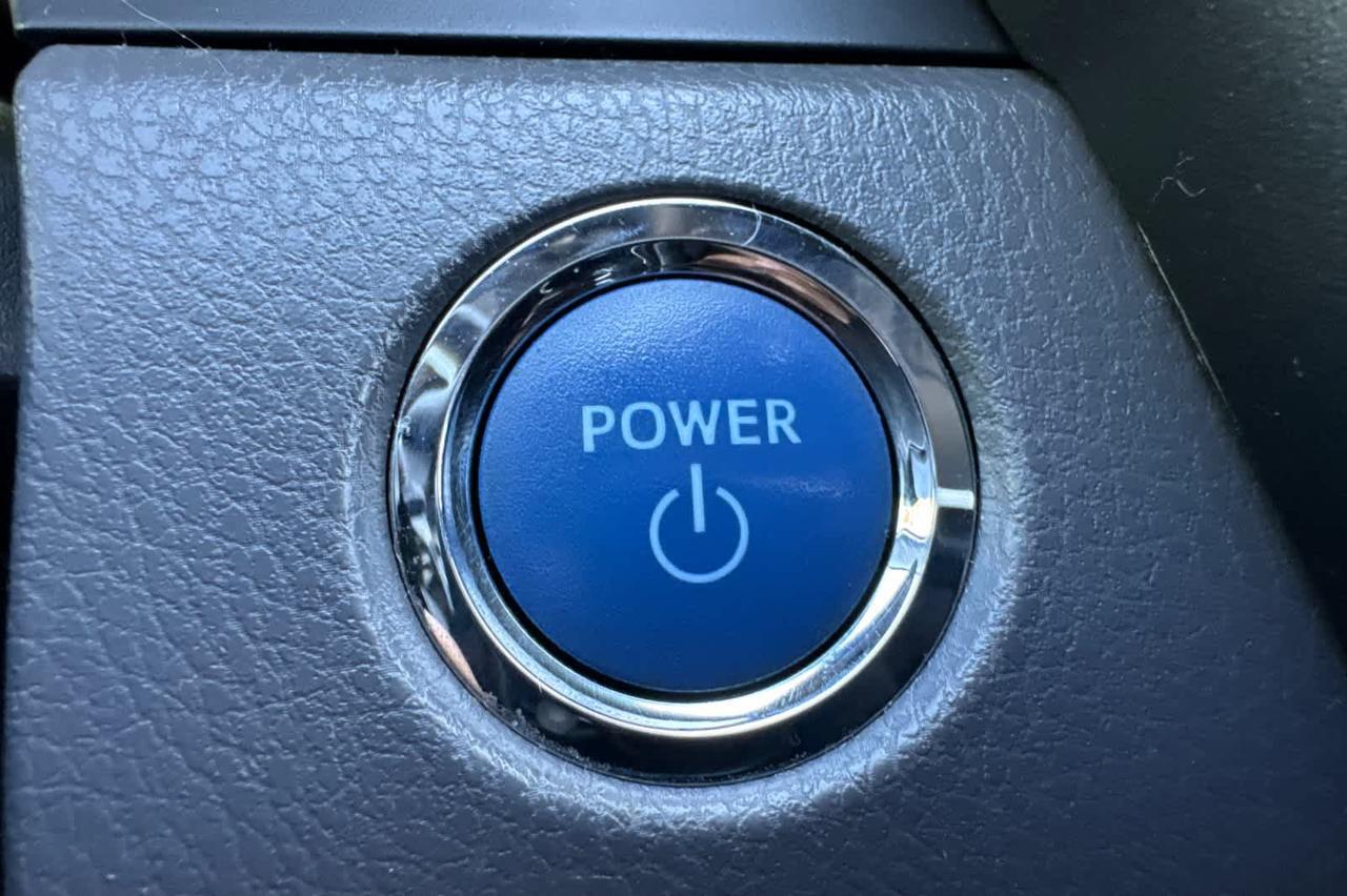 2023 Toyota Camry Hybrid LE Roseville CA