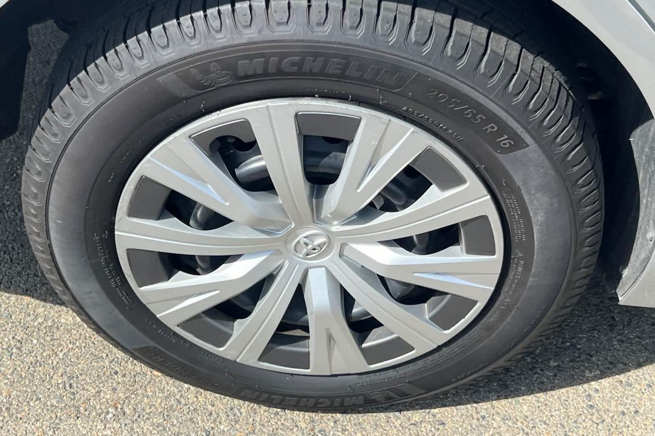 2023 Toyota Camry Hybrid LE Roseville CA