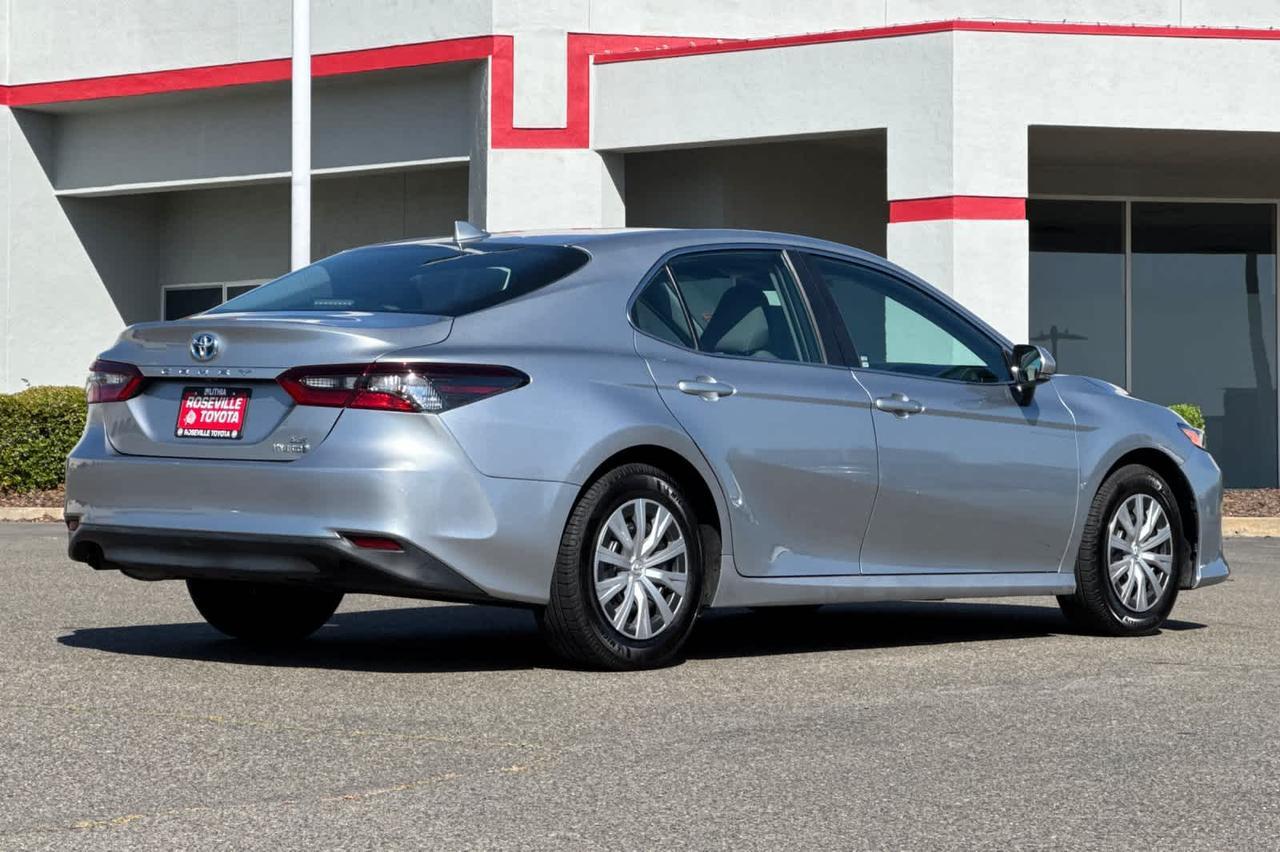 2023 Toyota Camry Hybrid LE