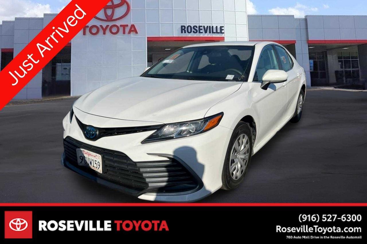 2023 Toyota Camry Hybrid LE