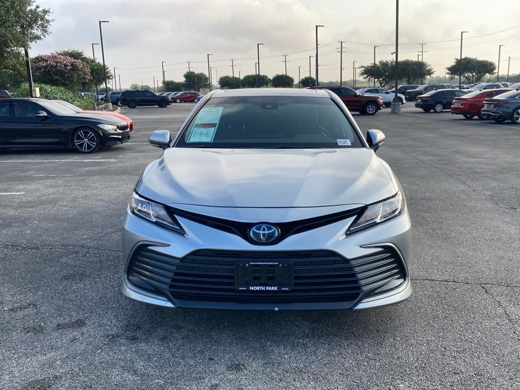 2023 Toyota Camry Hybrid LE