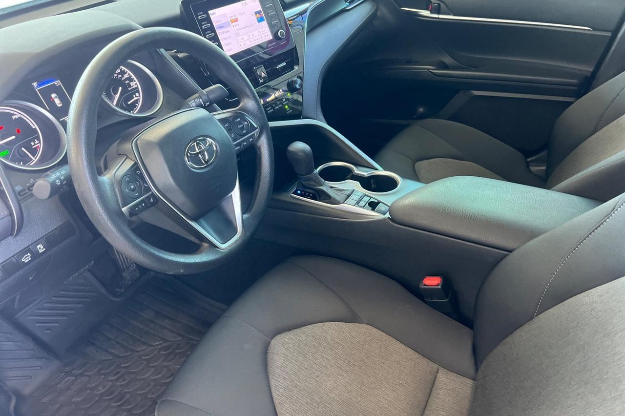 2023 Toyota Camry Hybrid LE Ontario OR