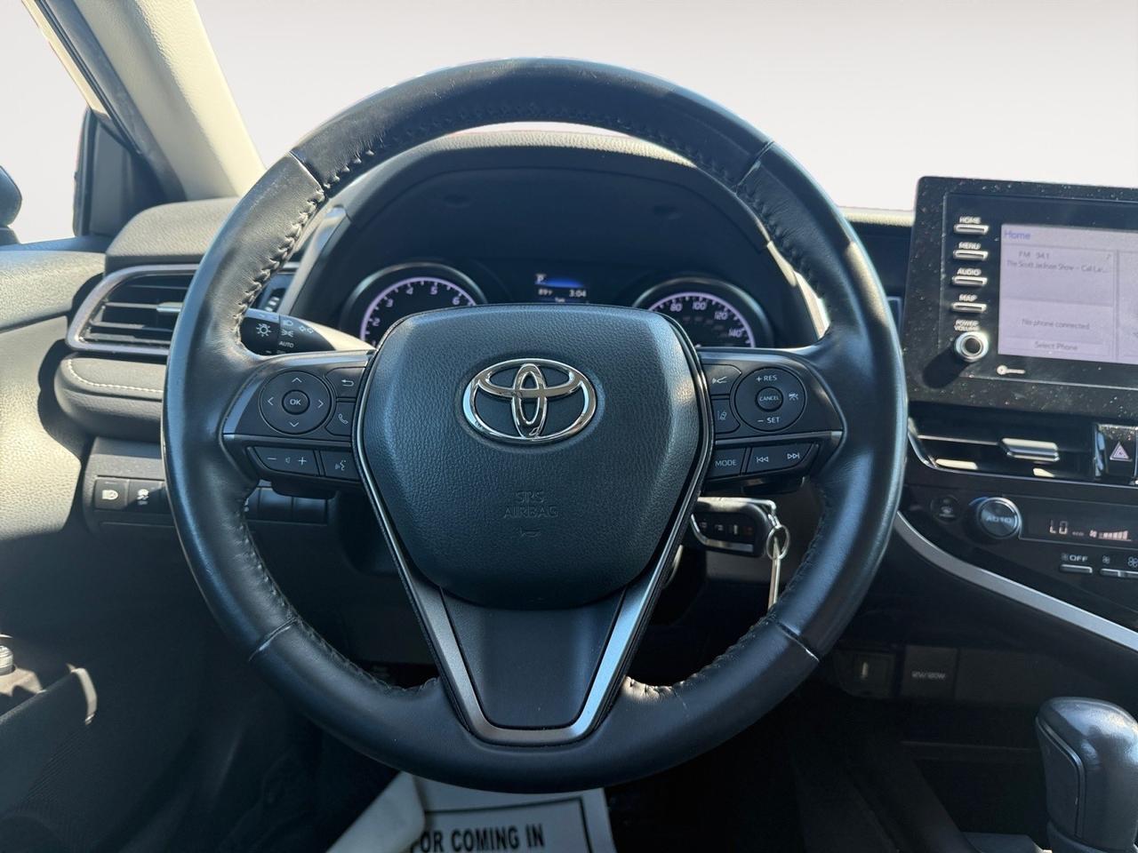 2023 Toyota Camry Hybrid SE Nightshade, APPLE CARPLAY/ANDROID AUTO, POWER MIRRORS, BACKUP CAMERA, AUTOMATIC HEADLIGHTS, KEYLESS ENTRY, ONLY 1 OWNER, CLEAN CARFAX, SUPER CLEAN, ELECTRIC WHEN YOU WANT IT, GAS WHEN YOU NEED IT! Norfolk VA