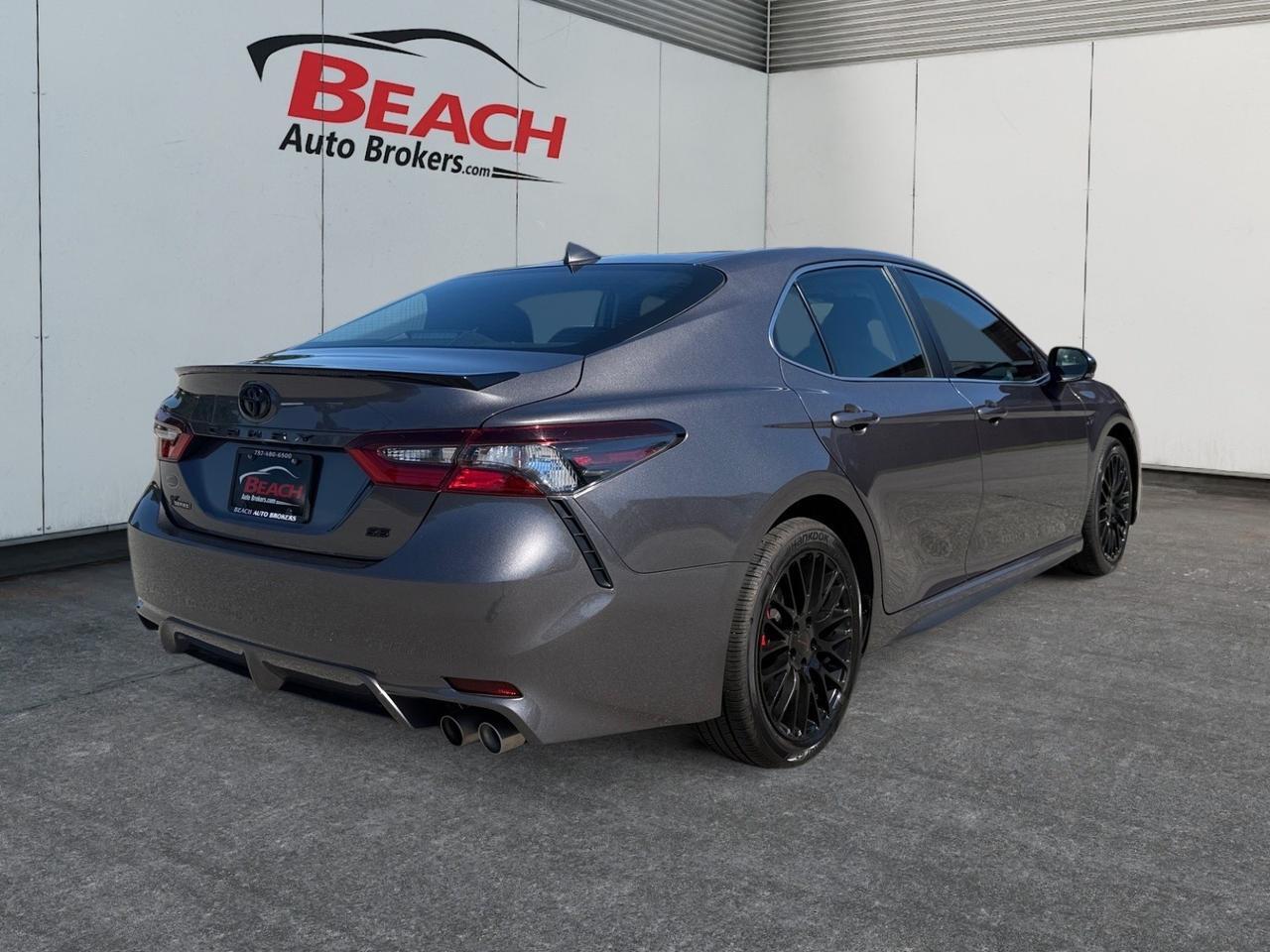 2023 Toyota Camry Hybrid SE Nightshade, APPLE CARPLAY/ANDROID AUTO, POWER MIRRORS, BACKUP CAMERA, AUTOMATIC HEADLIGHTS, KEYLESS ENTRY, ONLY 1 OWNER, CLEAN CARFAX, SUPER CLEAN, ELECTRIC WHEN YOU WANT IT, GAS WHEN YOU NEED IT! Norfolk VA