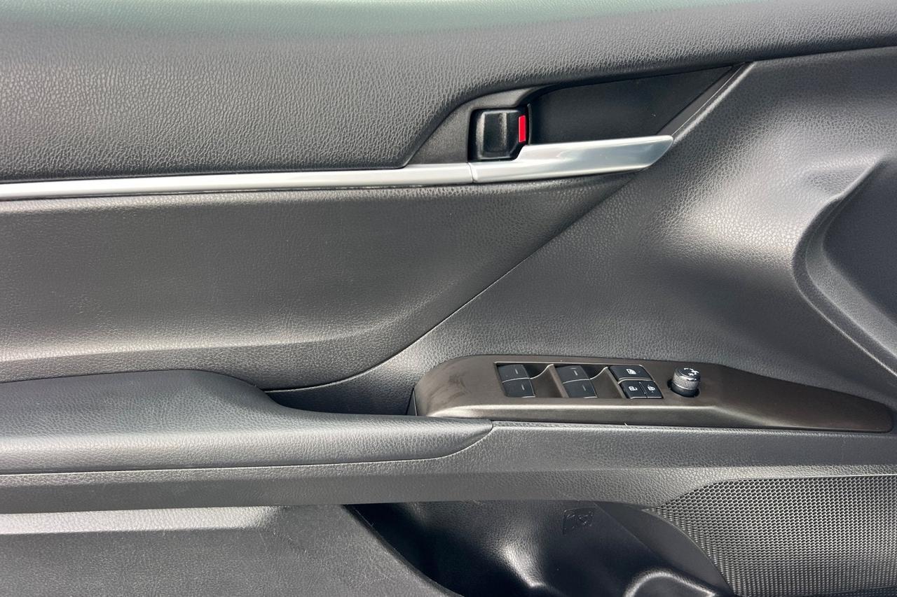 2023 Toyota Camry Hybrid SE Nightshade Roseville CA