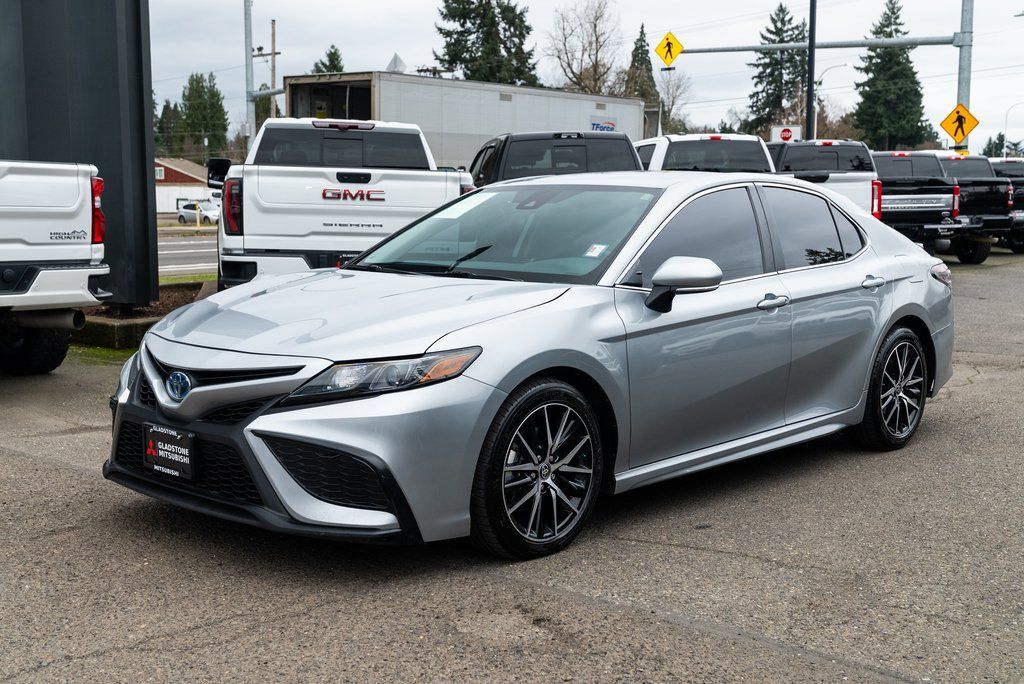 2023 Toyota Camry Hybrid SE Milwaukie OR