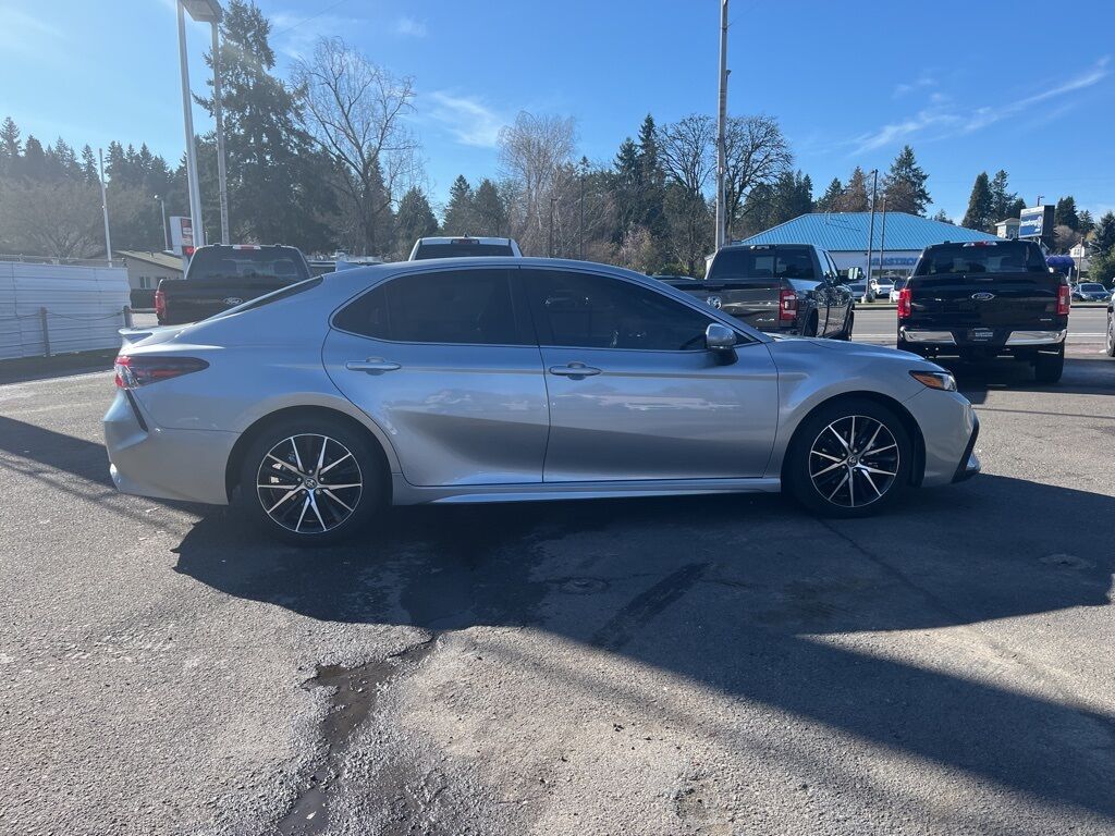 2023 Toyota Camry Hybrid SE Milwaukie OR