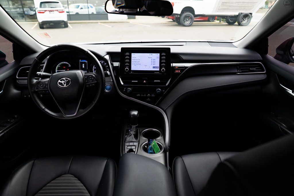 2023 Toyota Camry Hybrid SE Milwaukie OR