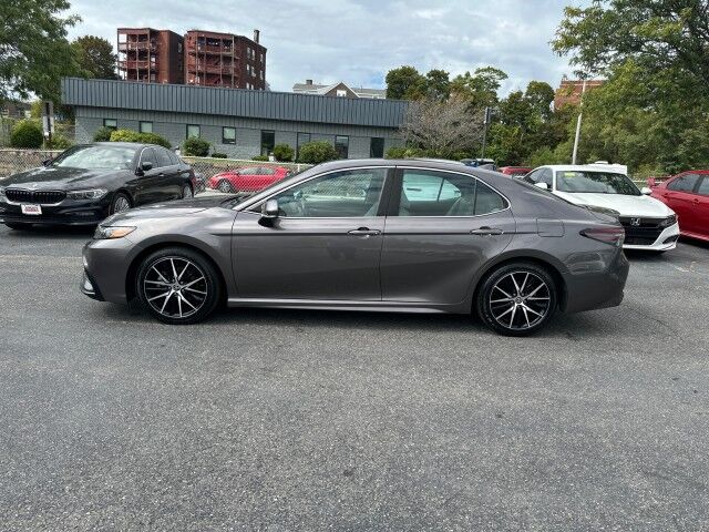 2023 Toyota Camry Hybrid SE Worcester MA
