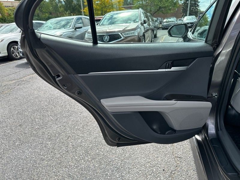 2023 Toyota Camry Hybrid SE Worcester MA