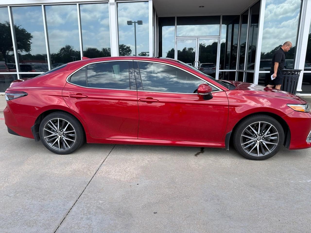 2023 Toyota Camry Hybrid XLE Hurst TX