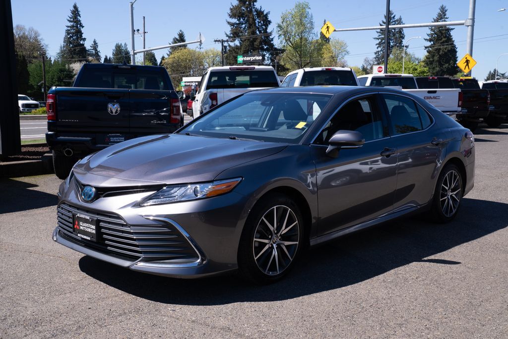 2023 Toyota Camry Hybrid XLE Milwaukie OR