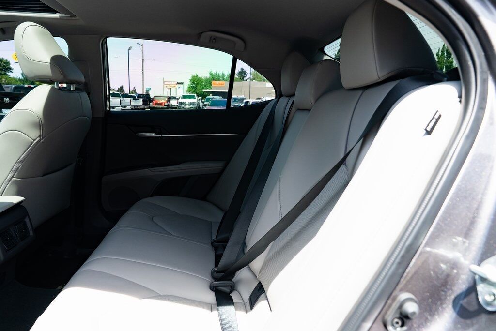 2023 Toyota Camry Hybrid XLE Milwaukie OR