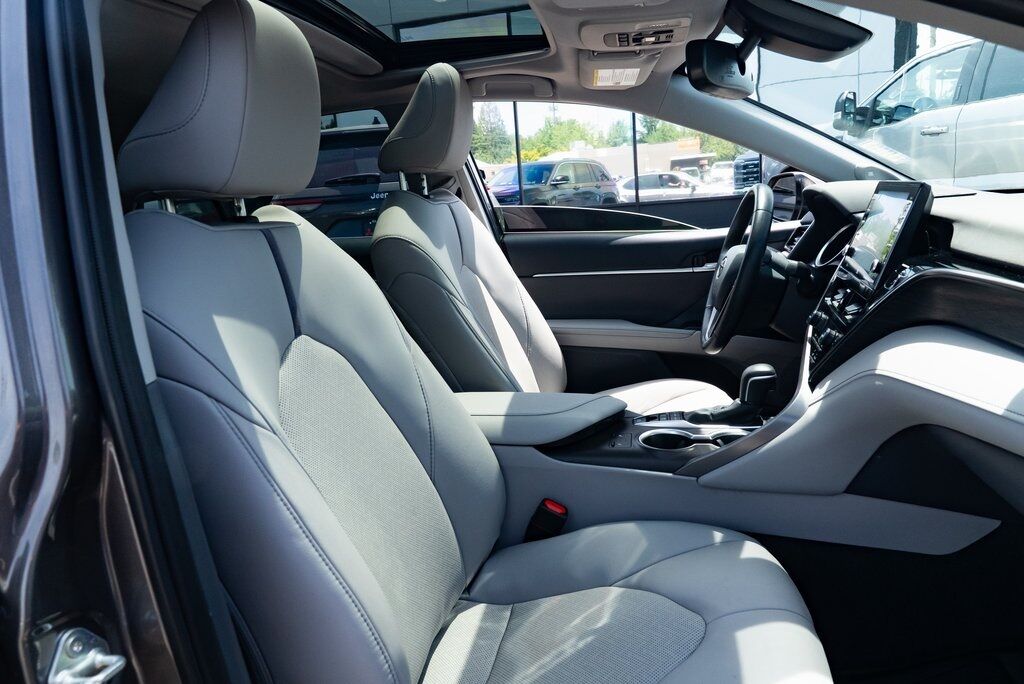 2023 Toyota Camry Hybrid XLE Milwaukie OR