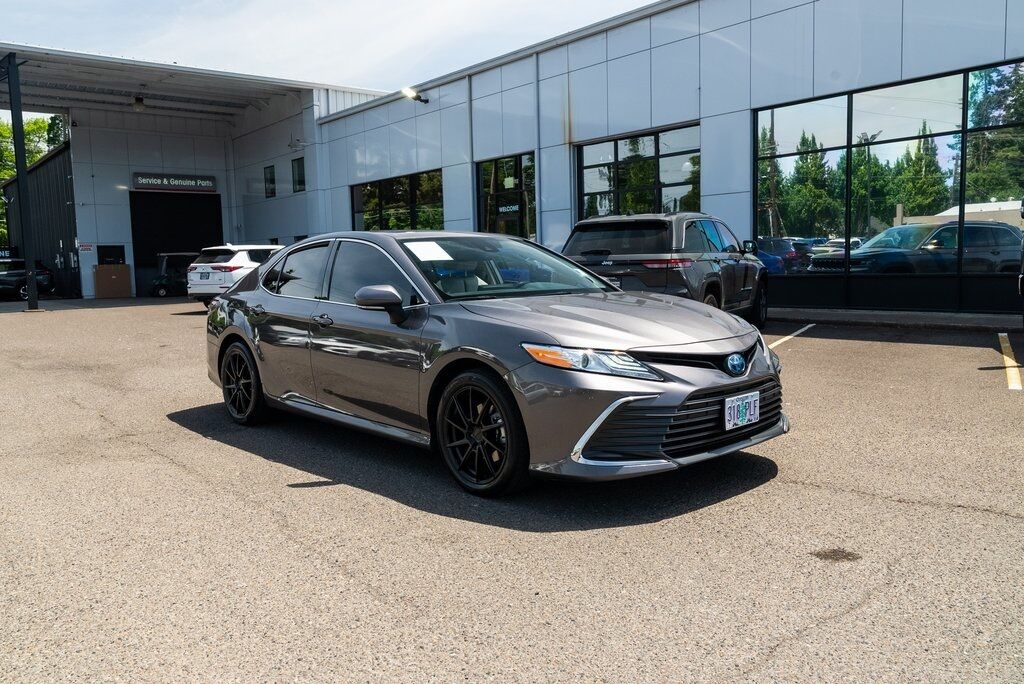 2023 Toyota Camry Hybrid XLE Milwaukie OR