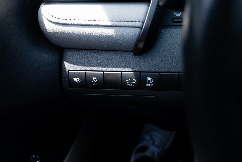 2023 Toyota Camry Hybrid XLE Milwaukie OR