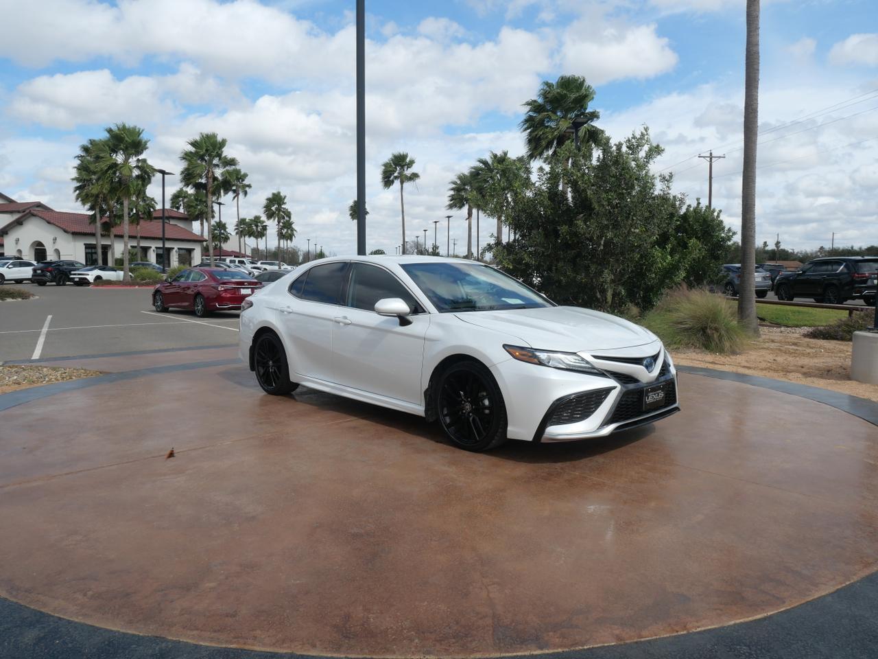 2023 Toyota Camry Hybrid XSE