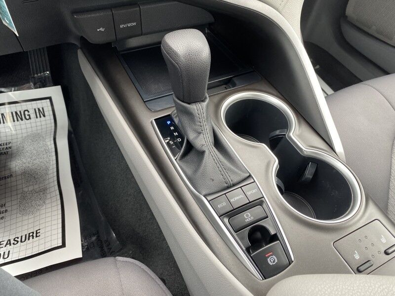 2023 Toyota Camry LE Bristol  PA