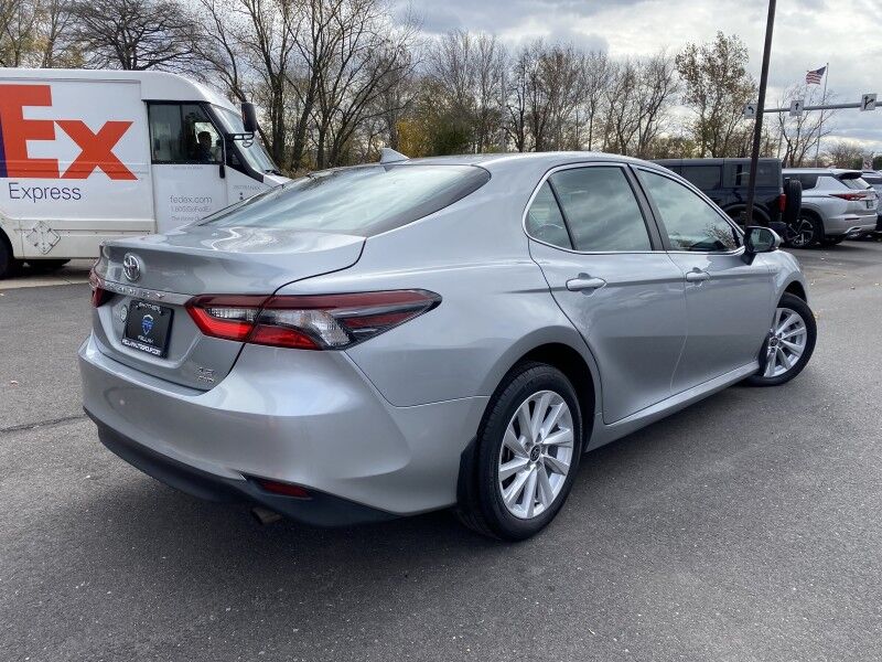 2023 Toyota Camry LE Bristol  PA
