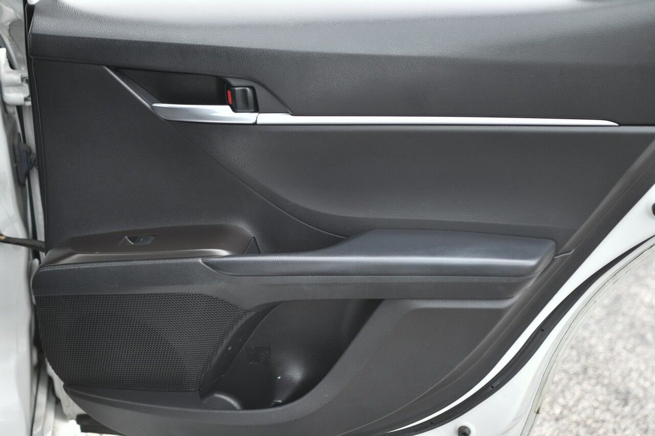 2023 Toyota Camry LE Doral FL