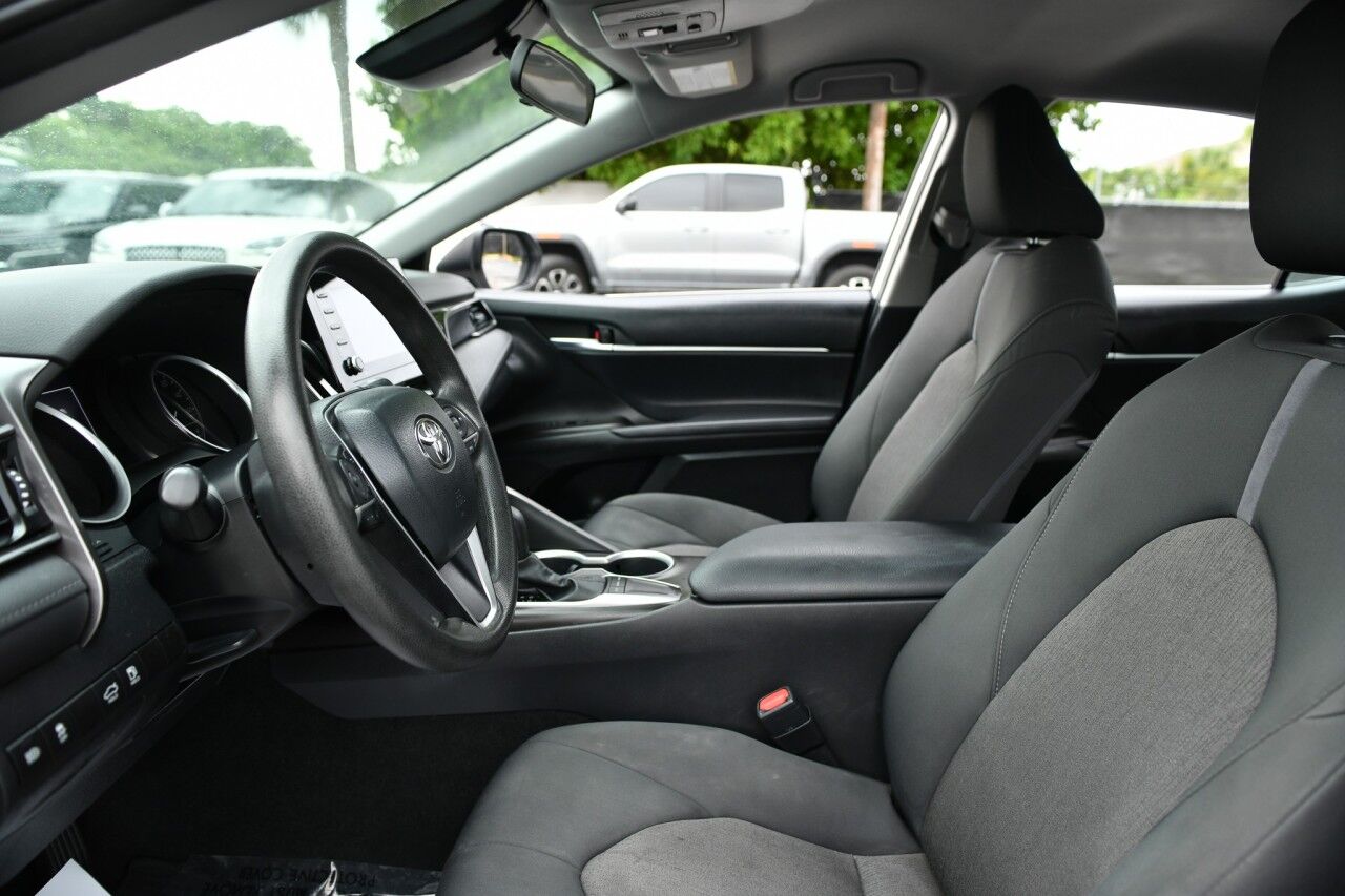2023 Toyota Camry LE Doral FL