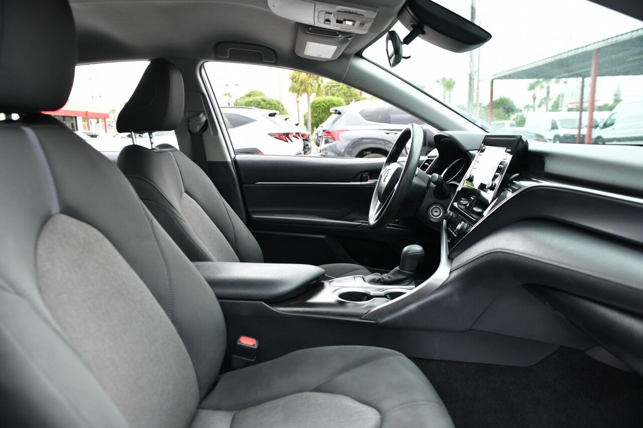 2023 Toyota Camry LE Doral FL