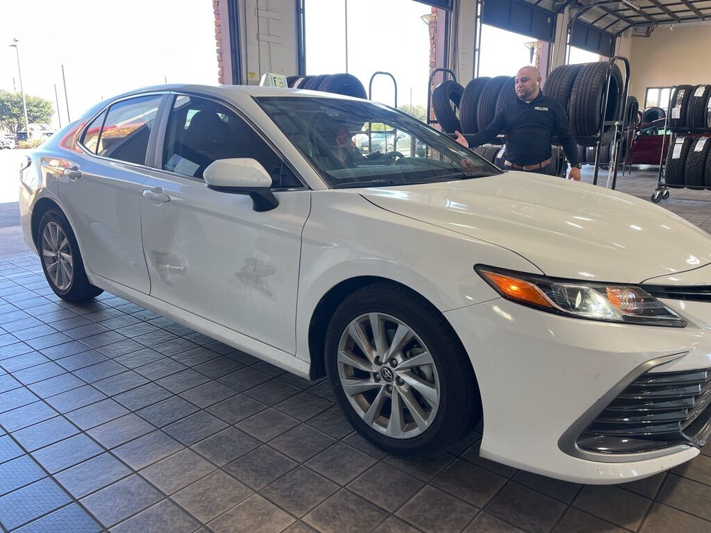 2023 Toyota Camry LE