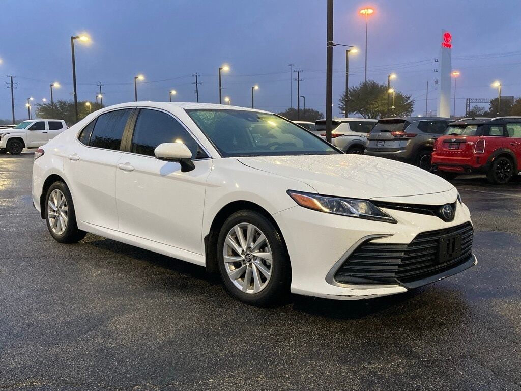 2023 Toyota Camry LE