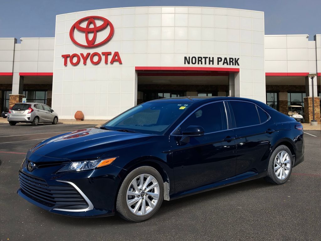 2023 Toyota Camry LE
