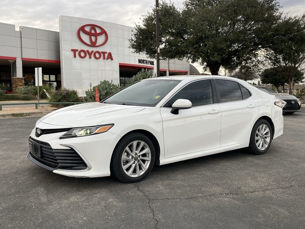 2023 Toyota Camry LE