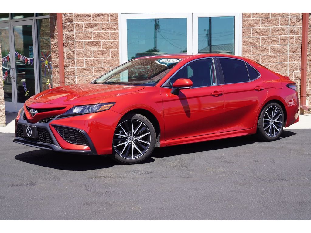 2023 Toyota Camry SE