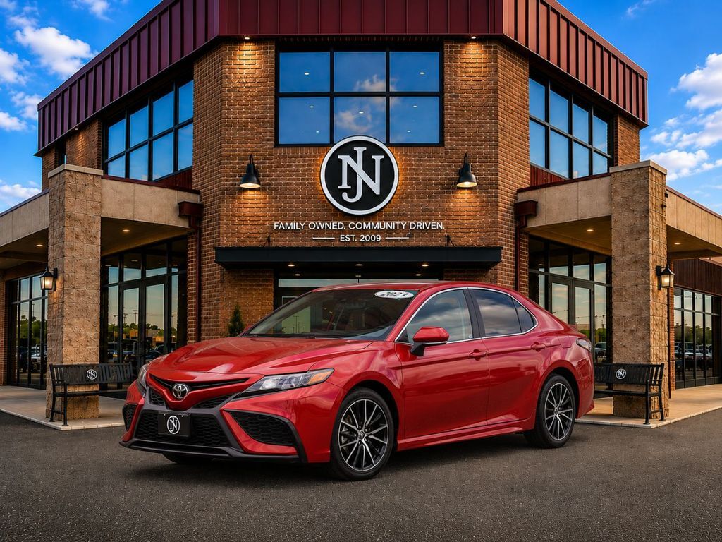 2023 Toyota Camry SE