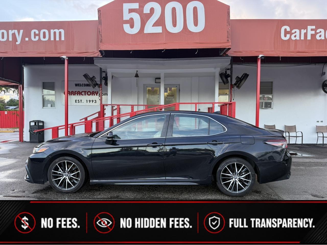 2023 Toyota Camry SE