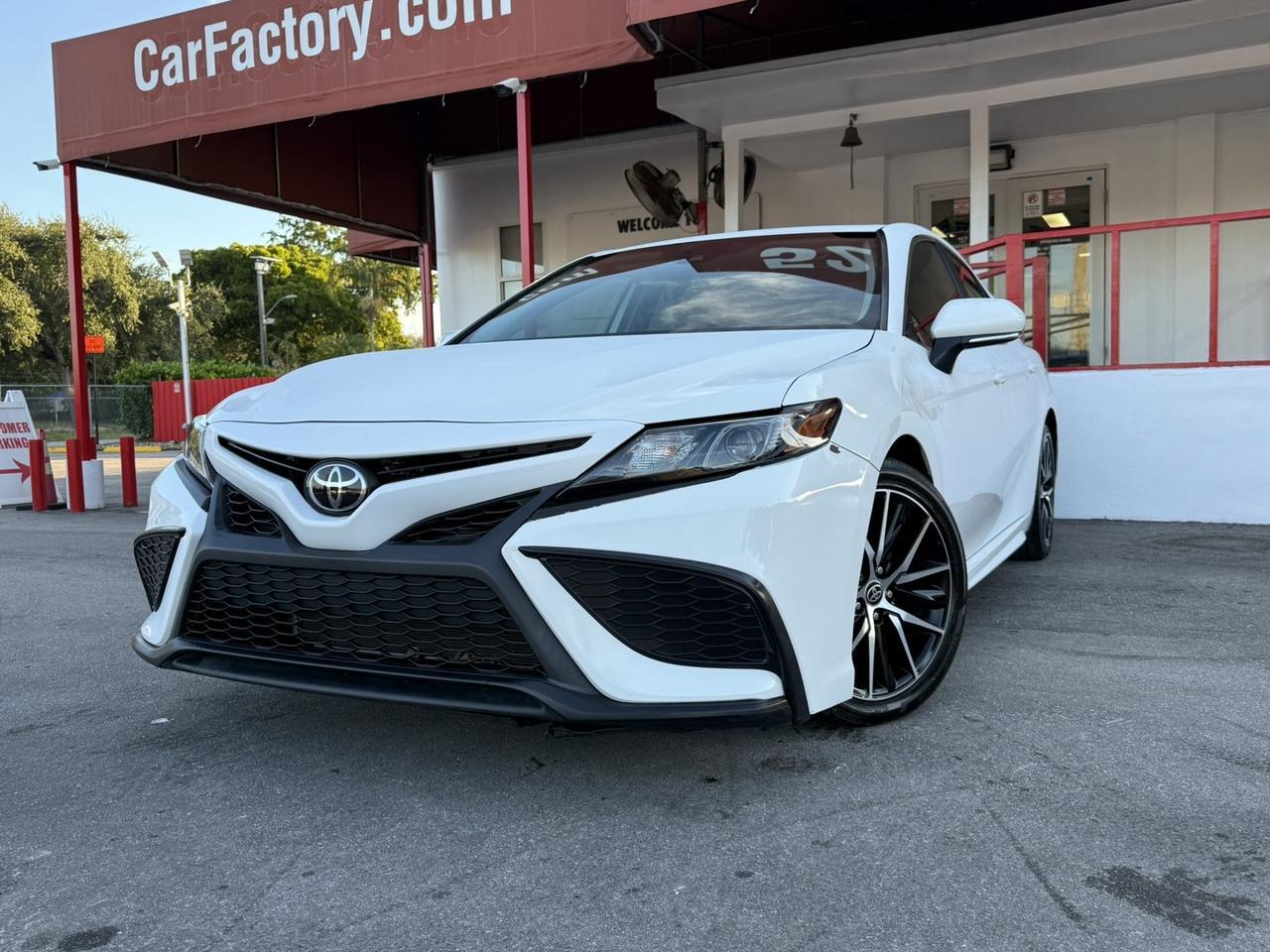 2023 Toyota Camry SE Hollywood FL