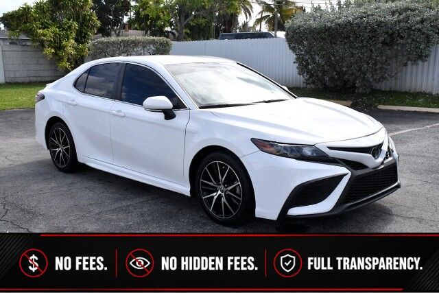 2023 Toyota Camry SE