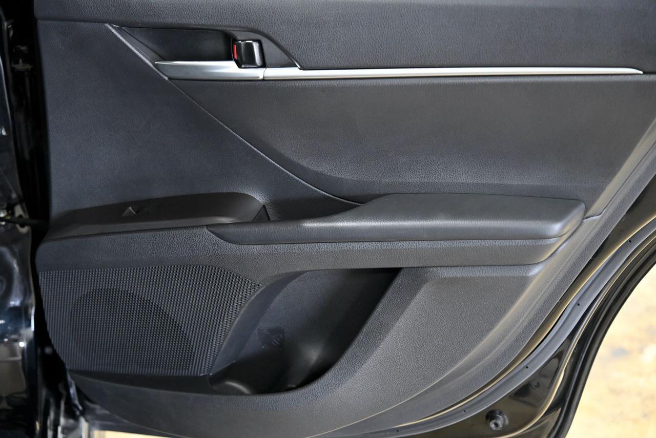 2023 Toyota Camry SE Miami FL