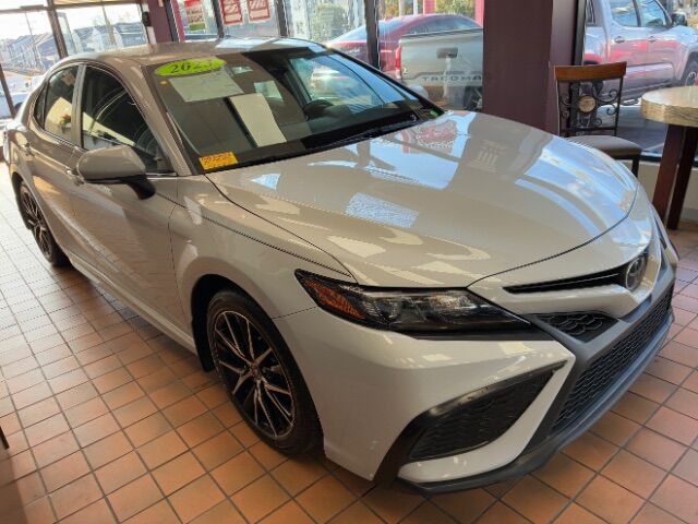 2023 Toyota Camry SE Nightshade Edition