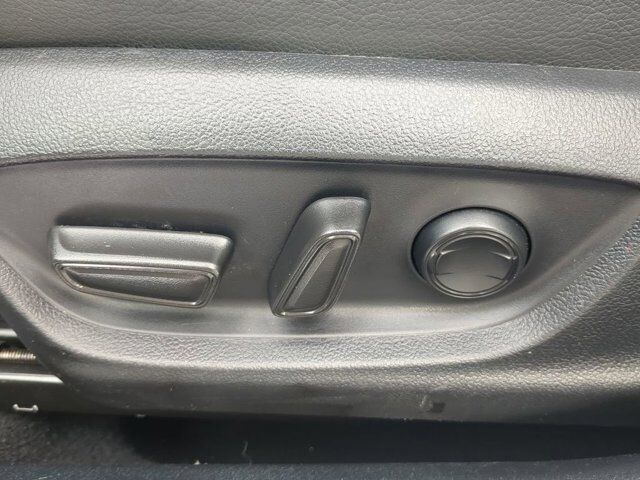 2023 Toyota Camry SE Appleton WI